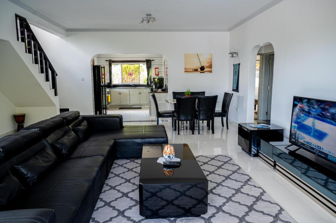 Tranquility Villas باي سانت آن المظهر الخارجي الصورة