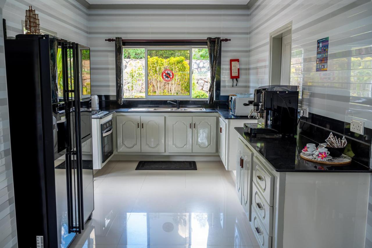 Tranquility Villas باي سانت آن المظهر الخارجي الصورة