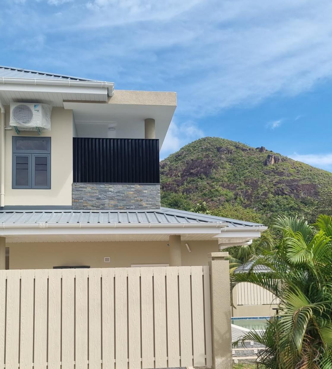 Tranquility Villas باي سانت آن المظهر الخارجي الصورة